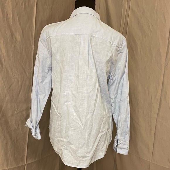 NWOT Linen and Cotton Blend Light Blue Button-Down Shirt - Women - Picture 3 of 8